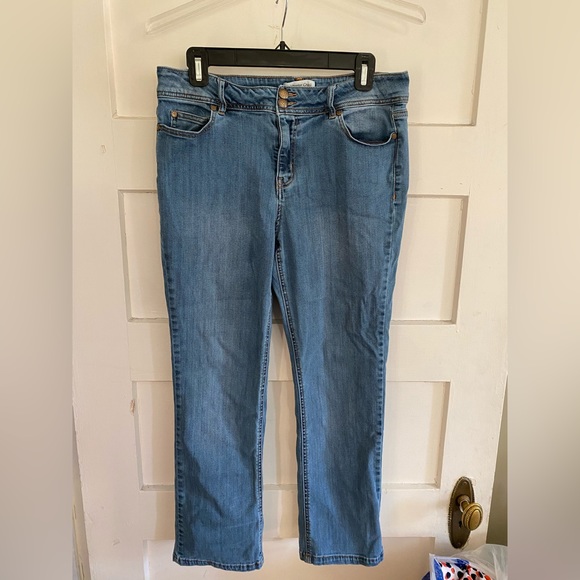 ColdWater Creek Jeans - Picture 1 of 4